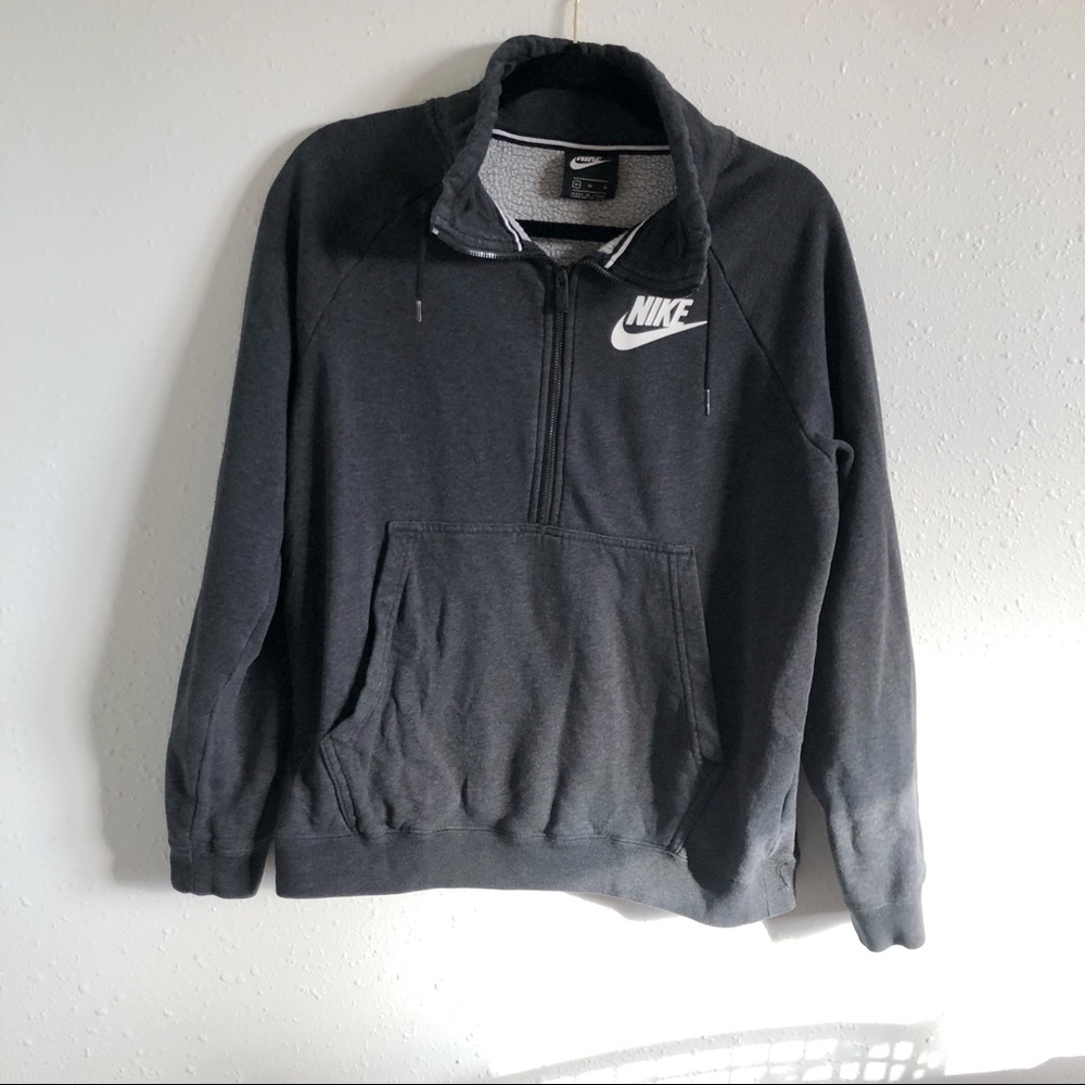 Nike 1/4 zip sweatshirt medium